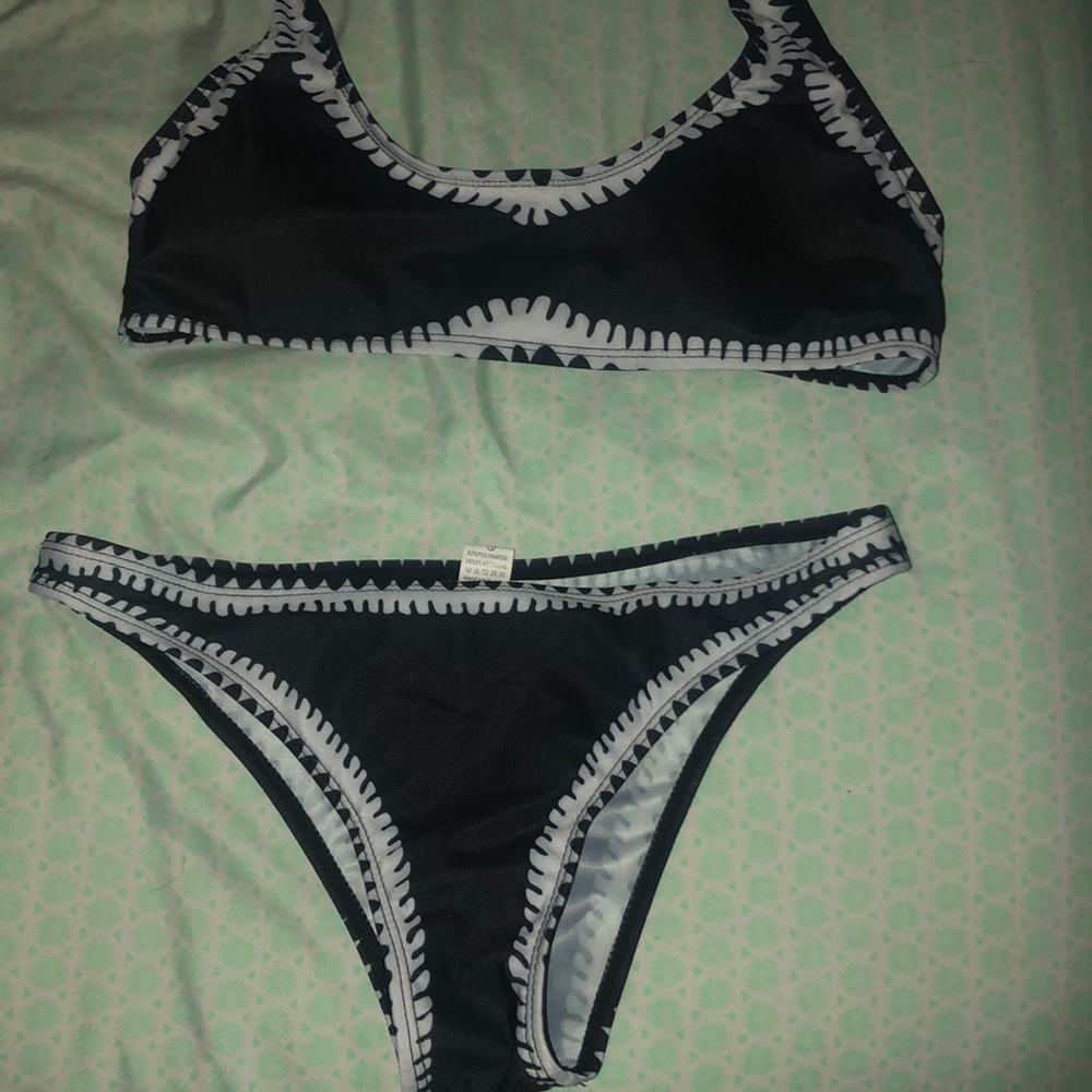 SWIMSUIT